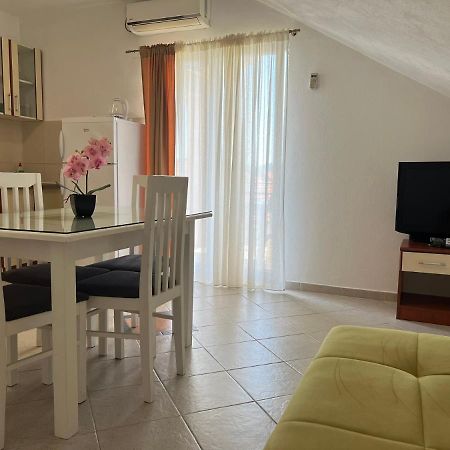 Apartmani Bekonja Tivat Exterior photo