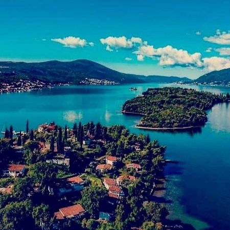 Apartmani Bekonja Tivat Exterior photo