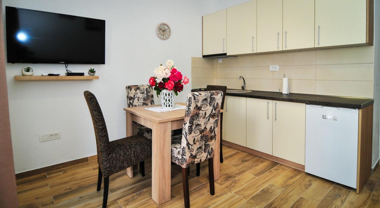 Apartmani Bekonja Tivat Exterior photo