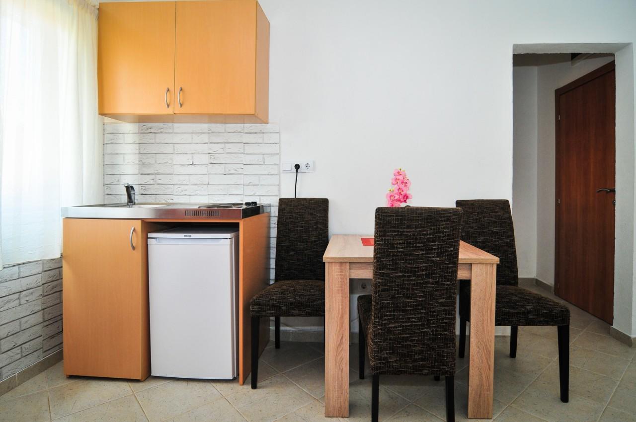 Apartmani Bekonja Tivat Exterior photo